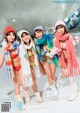 新井遥, 菊地姫奈, 豊田ルナ, 夏目綾, Young Magazine 2021 No.04-05 (ヤングマガジン 2021年04-05号)